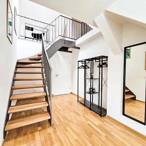 Euphoras - Zentrales In Linden-mitte Apartment