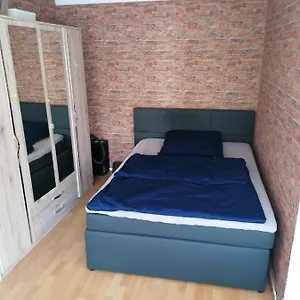 1 Apartment